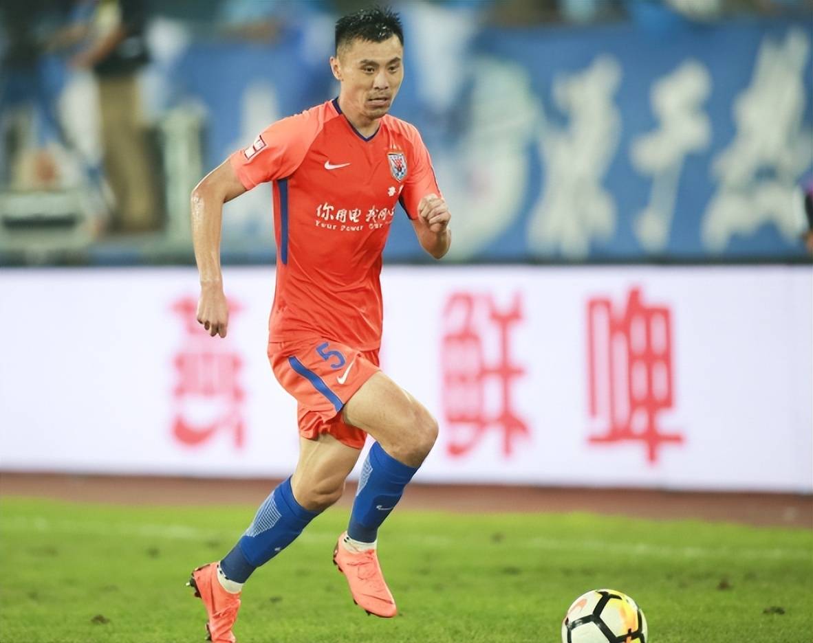 关于北京国安客场不敌鲁能，积分差距进一步缩小的信息