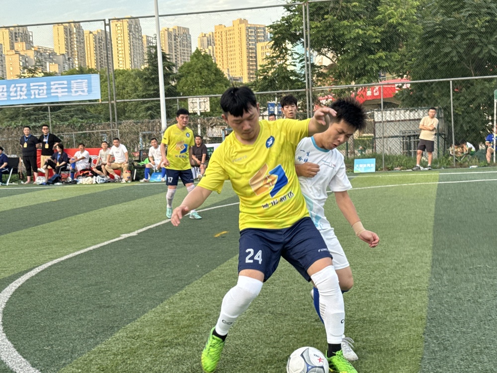 两支劲旅将进行较量，激烈角逐备受关注